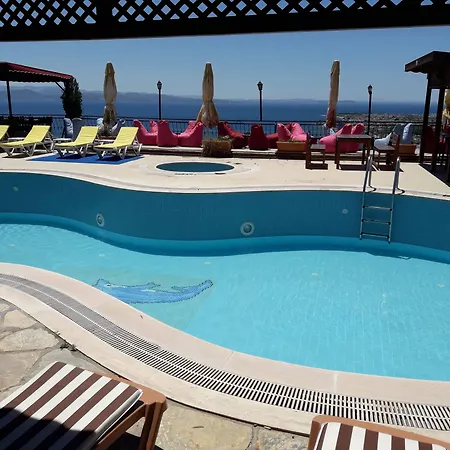 Gokyuzu Hotel Akçay