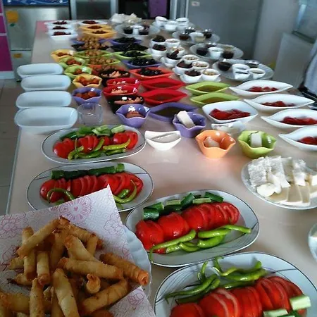 Gokyuzu Hotel Akçay