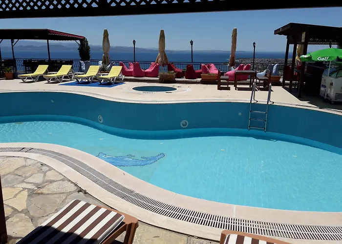 Gokyuzu Hotel Akçay